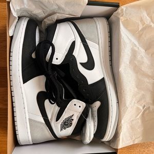 Brand new never worn or even laced Nike Air Jordan Retro 1 high OG